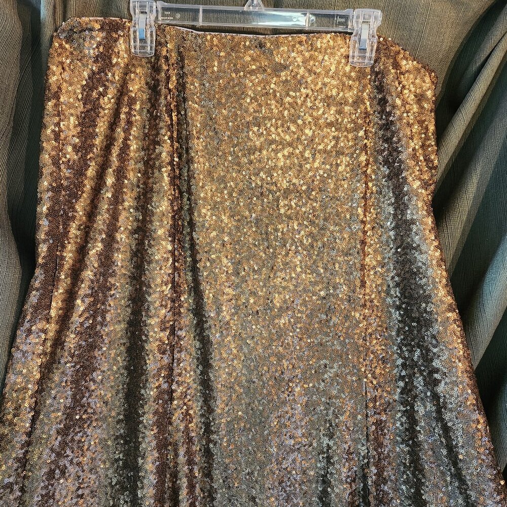Lane Bryant Holiday Gold Sequined lined Maxi Skirt – Size 22  NWT! - Picture 6 of 10